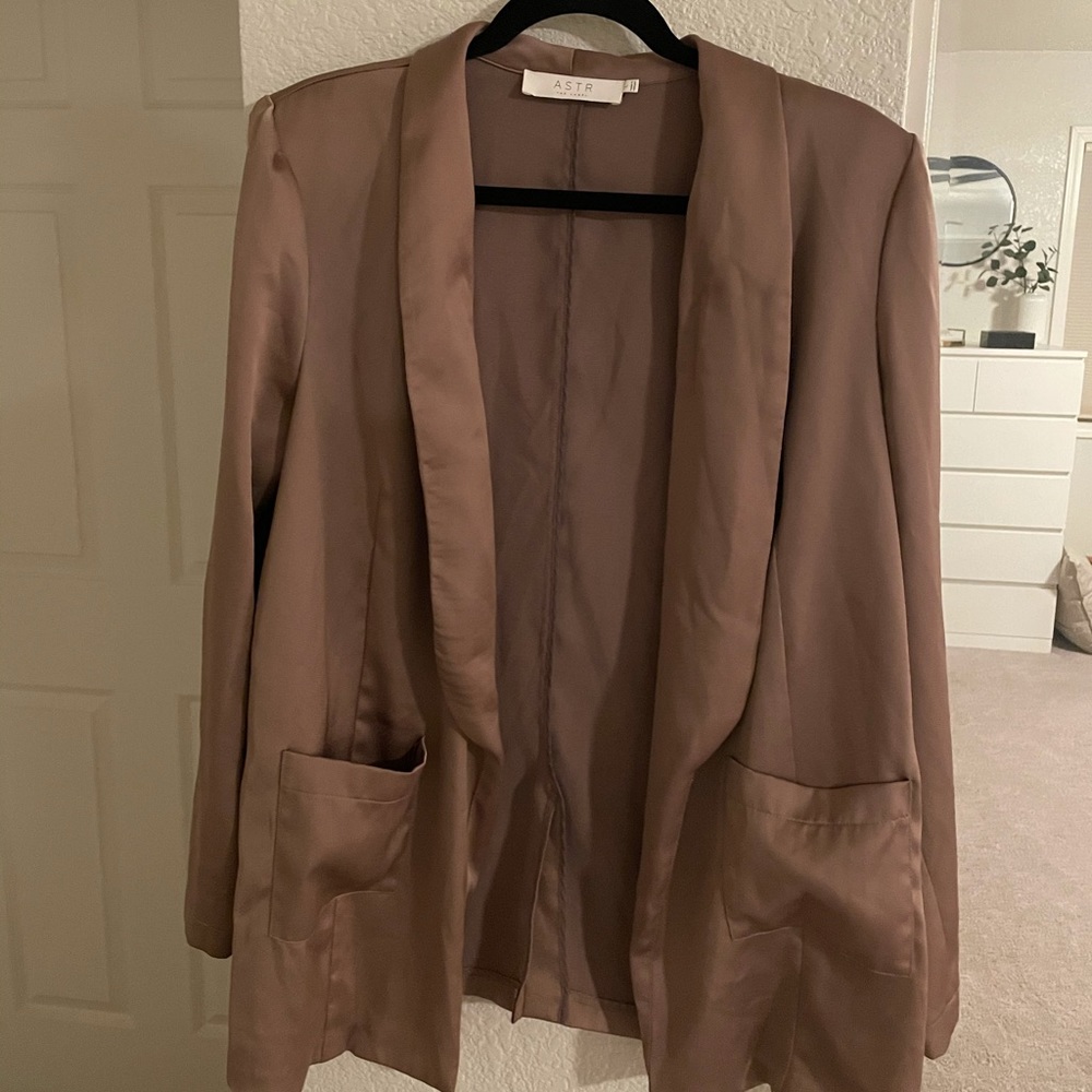 ASTR taupe blazer!